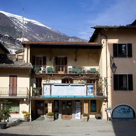 La Piazzetta فندق ليمون بييمونت