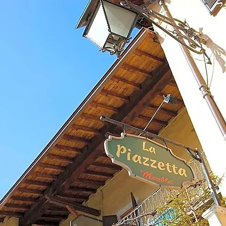 La Piazzetta 3*