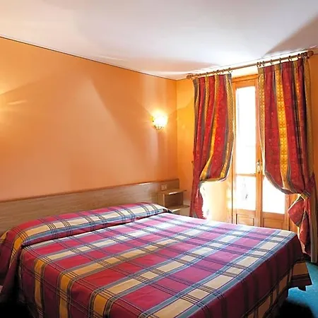 La Piazzetta Hotell 3*