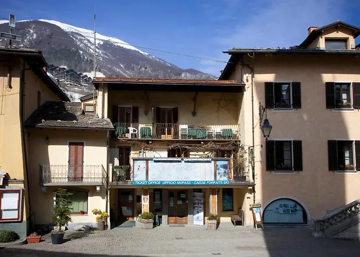 La Piazzetta فندق ليمون بييمونت